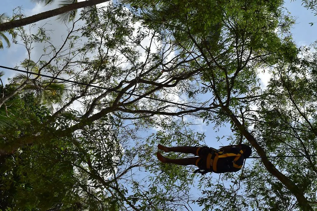 Thambili Adventure Resort Negombo
